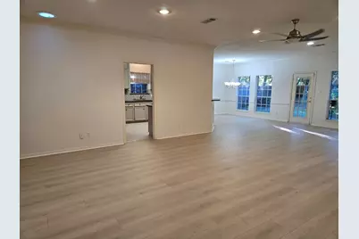 120 Hiwon Drive, Conroe, TX 77304 - Photo 9