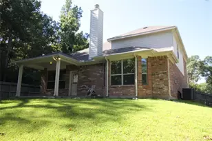 3801 Happy Hollow Dr, Montgomery, TX 77356 - Photo 3