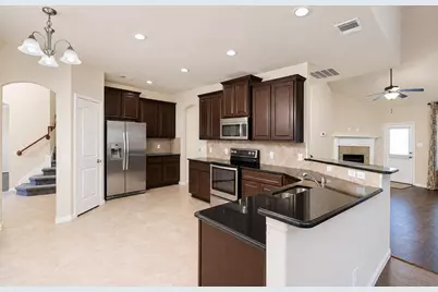 3801 Happy Hollow Drive, Montgomery, TX 77356 - Photo 5