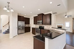 3801 Happy Hollow Dr, Montgomery, TX 77356 - Photo 5