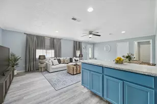 636 S Fm 356, Onalaska, TX 77360 - Photo 7