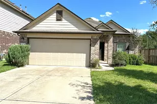 16702 Peralta Bay Cir, Crosby, TX 77532 - Photo 1
