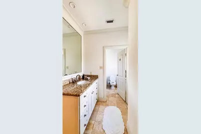 2502 Chimney Rock Road, Houston, TX 77056 - Photo 31