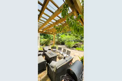 2502 Chimney Rock Road, Houston, TX 77056 - Photo 47