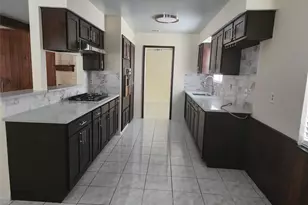 9110 Grape St, Houston, TX 77036 - Photo 3