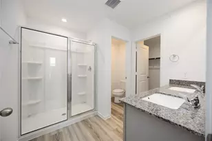5208 Purple Beebalm Way, Houston, TX 77048 - Photo 17