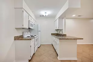 8801 Hammerly Blvd, Houston, TX 77080 - Photo 9