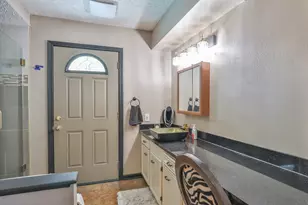 502 Wildwood Dr, Seabrook, TX 77586 - Photo 19