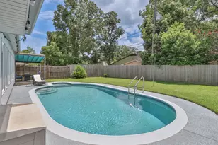 502 Wildwood Dr, Seabrook, TX 77586 - Photo 21