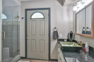 502 Wildwood Dr, Seabrook, TX 77586 - Photo 27