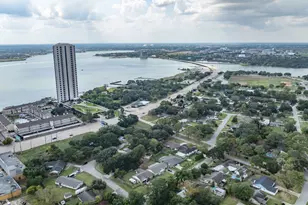 502 Wildwood Dr, Seabrook, TX 77586 - Photo 41