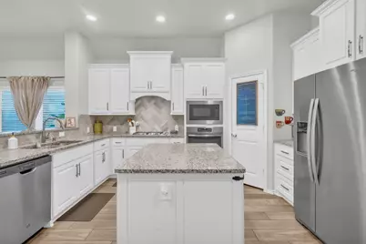 24247 Via Vitani Drive, Richmond, TX 77406 - Photo 15