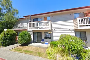 200 High School Rd NE, Bainbridge Island, WA 98110 - Photo 5