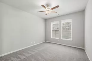 6705 Hillside View Ln, League City, TX 77573 - Photo 9
