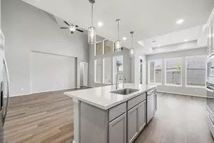 6705 Hillside View Ln, League City, TX 77573 - Photo 7