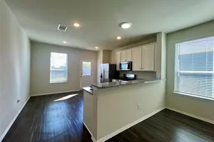 25723 Bottlebrush Sedge St, Katy, TX 77493 - Photo 9