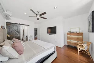310 S Jensen Dr, Houston, TX 77003 - Photo 19