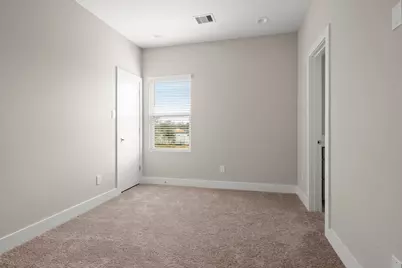 8114 Esther Acres, Houston, TX 77088 - Photo 13