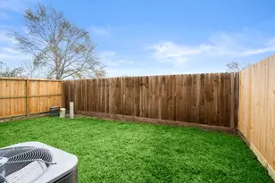 8114 Esther Acres, Houston, TX 77088 - Photo 21