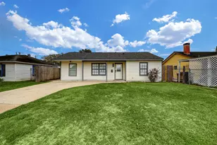 1412 Tupelo Ave, Pasadena, TX 77506 - Photo 1