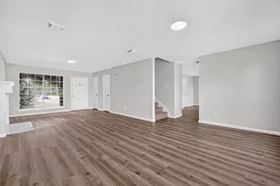 6507 Amberfield Ln, Katy, TX 77449 - Photo 11