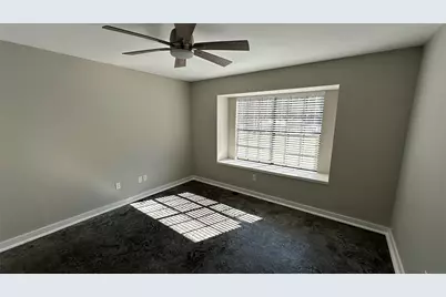 2 W Mistybreeze Circle, The Woodlands, TX 77381 - Photo 7