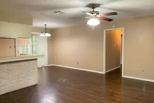 2123 Williamsburg Ct, League City, TX 77573 - Photo 5