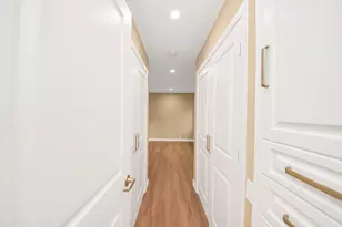 153 Litchfield Ln, Houston, TX 77024 - Photo 29