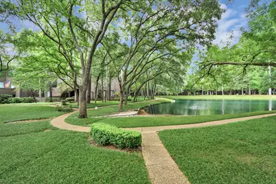 153 Litchfield Lane, Houston, TX 77024 - Photo 35