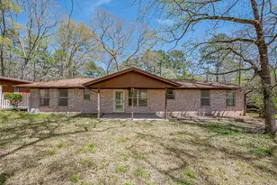14 Veronica Ln, Huntsville, TX 77340 - Photo 1