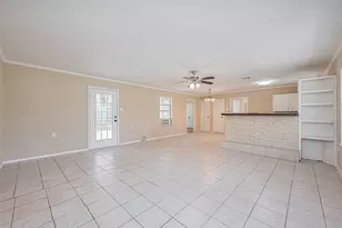 14 Veronica Ln, Huntsville, TX 77340 - Photo 5