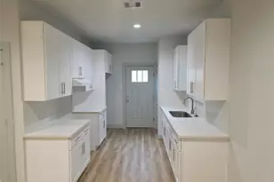 3318 Bremond St, Houston, TX 77004 - Photo 3