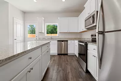 8120 Burnt Orchid Drive, Houston, TX 77016 - Photo 5