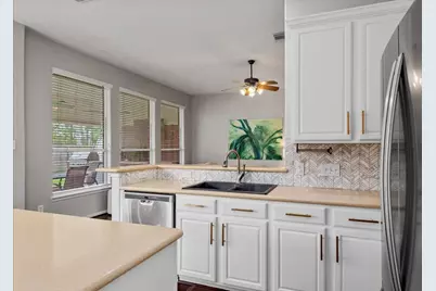 6319 Holden Mills Drive, Spring, TX 77389 - Photo 17