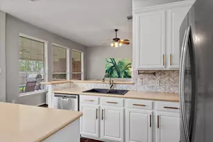 6319 Holden Mills Dr, Spring, TX 77389 - Photo 17