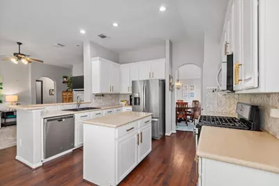 6319 Holden Mills Drive, Spring, TX 77389 - Photo 19