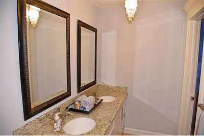 1802 Potomac #D, Houston, TX 77057 - Photo 25