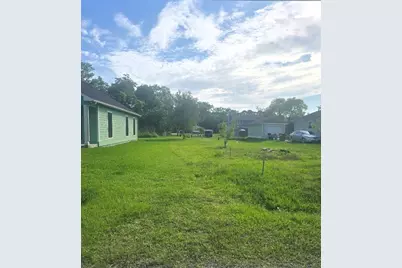 2508 Avenue F, Dickinson, TX 77539 - Photo 3