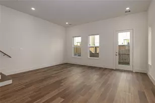 881 Rachel St, Houston, TX 77091 - Photo 9