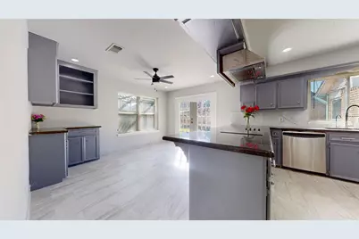 14715 Woodward Gardens Drive, Houston, TX 77082 - Photo 19