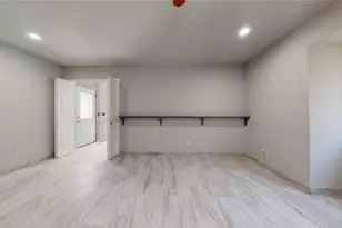 14715 Woodward Gardens Dr, Houston, TX 77082 - Photo 9