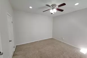 2025 Augusta Dr, Houston, TX 77057 - Photo 13