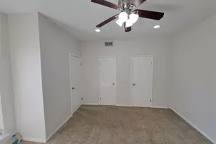 2025 Augusta Dr, Houston, TX 77057 - Photo 19