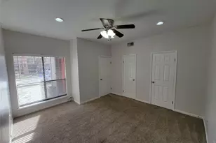 2025 Augusta Dr, Houston, TX 77057 - Photo 17