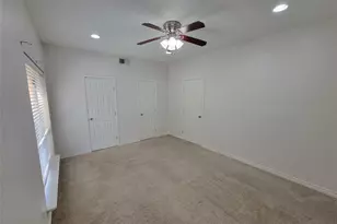 2025 Augusta Dr, Houston, TX 77057 - Photo 27