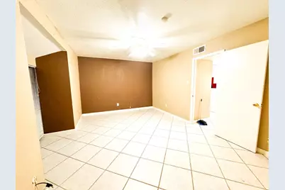 12633 Memorial Drive #4, Houston, TX 77024 - Photo 7