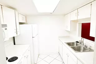 12633 Memorial Dr, Houston, TX 77024 - Photo 3