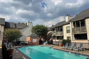 2829 Timmons Ln, Houston, TX 77027 - Photo 3