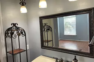 2829 Timmons Ln, Houston, TX 77027 - Photo 11