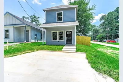 16985 Glenheath St, Montgomery, TX 77316 - Photo 1